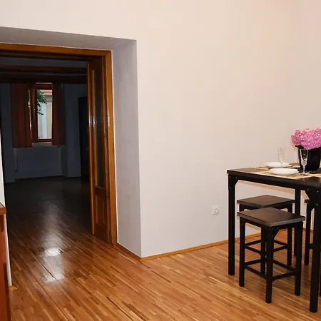 Contessa Apartamento *